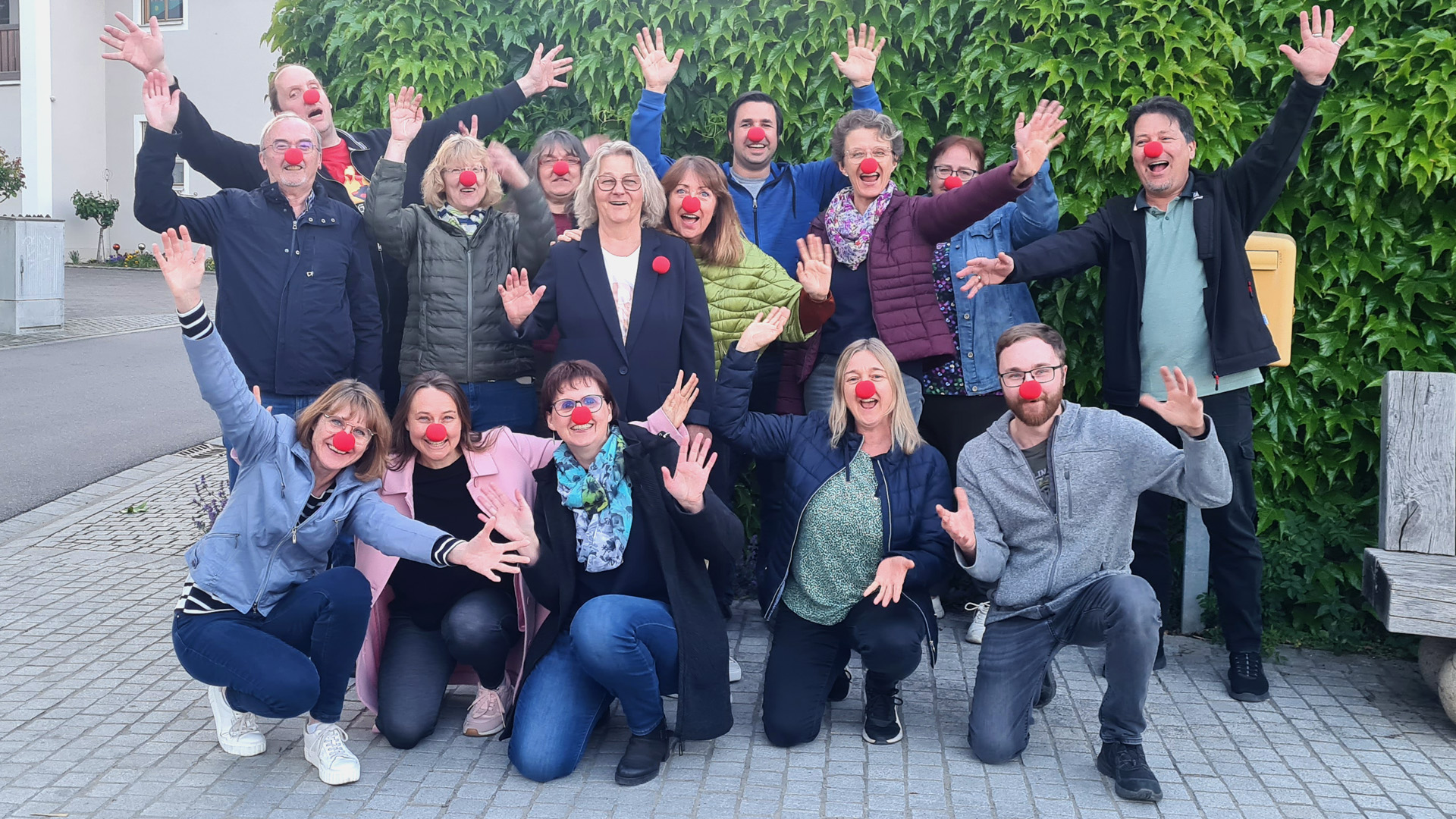Wir freuen uns darauf die KlinikClowns bei Ihrer wertvollen Arbeit unterstützen zu können Wir freuen uns darauf die KlinikClowns bei Ihrer wertvollen Arbeit unterstützen zu können